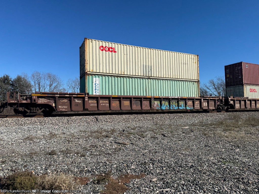 BNSF 211643